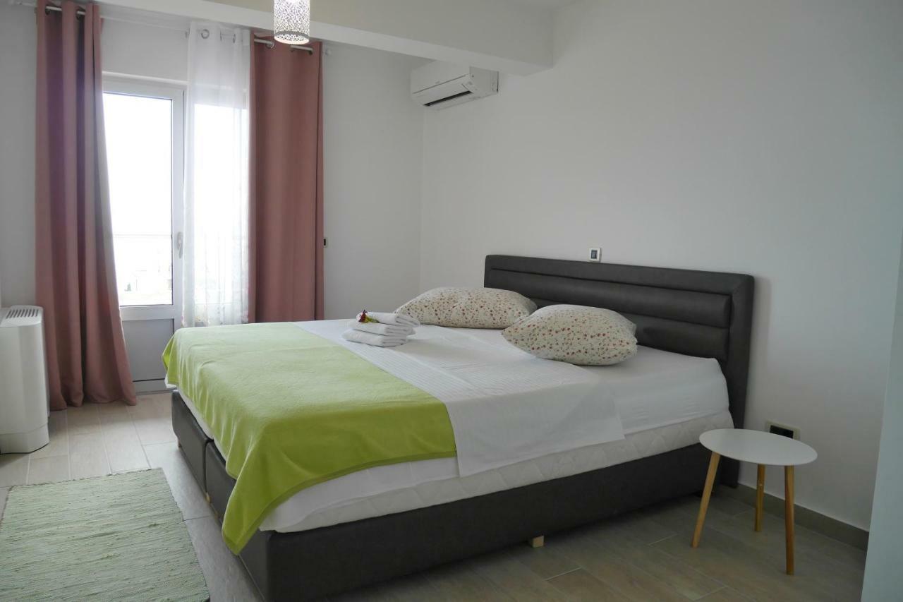 Apartments Mario Migros Makarska Zimmer foto